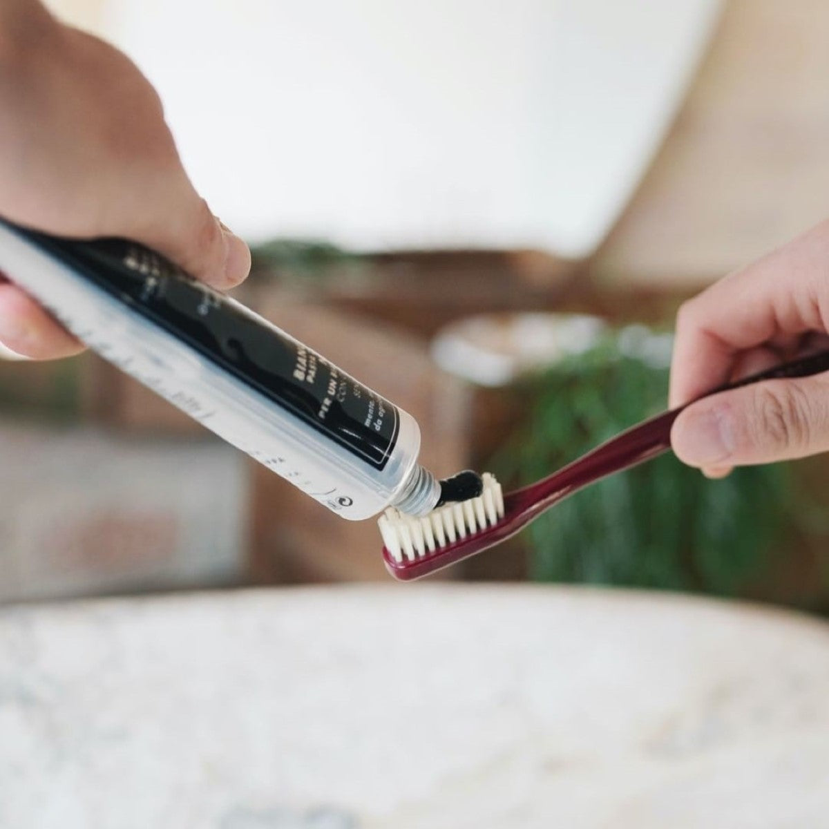 ACCA KAPPA Vintage Red Toothbrush and Natural Toothpaste